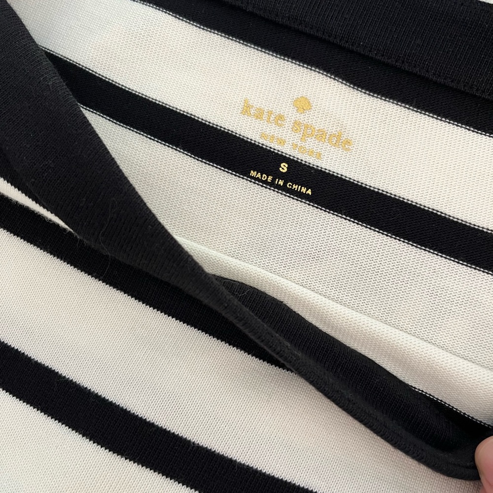 Kate Spade stripe dress, with boat neck style and pocket buttons, size small (4) - Picture 6 of 12
